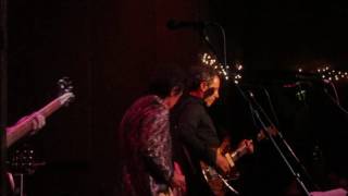 ALEJANDRO ESCOVEDO: HORIZONTAL