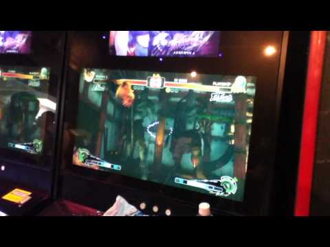 11/08/11 Fun Works Hawaii SSF4AE Casuals - SidTheSquid (HO) vs. TKD (EL)