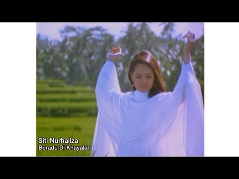 Beradu Di Khayalan cover