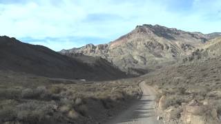 preview picture of video 'Death Valley - Titus Canyon - Near Mile 15, approaching Leadfield Mine'
