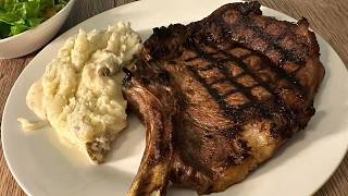 Bone-In Ribeye At Texas Roadhouse Vs LongHorn Steakhouse