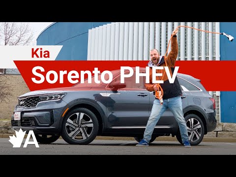 2022 Kia Sorento PHEV Review: Plug It In or Pick the Hybrid
