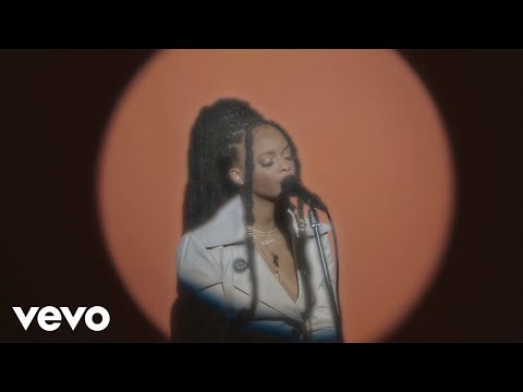Lila Iké - Wanted (Official Video)