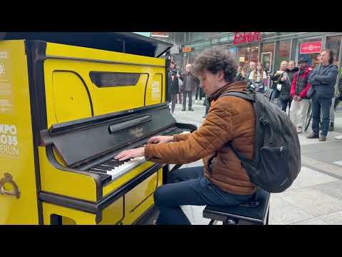 Südkreuz Piano Medley – Thomas Krüger