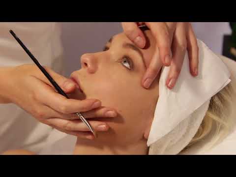 Video tutoriel  formation CAP Esthétique: Maquillage: Les yeux