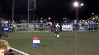 preview picture of video 'Ashley Porter Barrel Racing Lakeside Rodeo April 24, 2010'