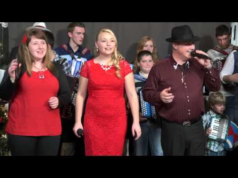 Ansambel Računajte na nas-Silvestrski poljub (v živo)