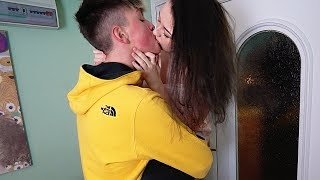 GIRLFRIEND SURPRISED ME at my House &amp; THIS HAPPENED!! *Relationship Goals*