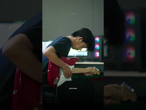 Jangan Pergi 🎸🎸🎸@reunion_jkt @vierratale___ #guitarcover #reunion #vierratale #killingmeinside