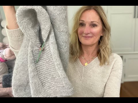 a friend to knit with - episode 40 an Esmeralda on the needles