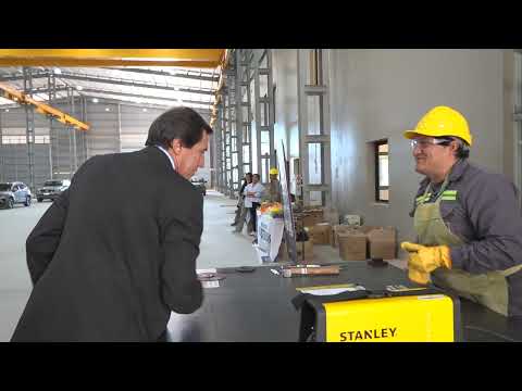 17 12 25 Visita al Parque Industrial Palpala  gobernador Carlos Sadir