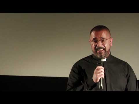 19 maggio 2022 -  Il Vangelo al tempo dei social, con don Roberto Fiscer