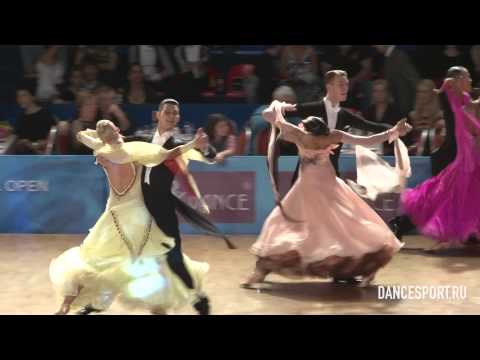 Yury Afonin - Natalia Prokhorenko, RUS, 1/4 Viennese Waltz