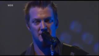 Them Crooked Vultures  -  Dead End Friends  -  live in Germany 2009