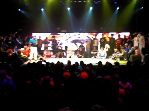 Autumn Madness Exhibition battle RONNIE RUEN vs FLYING BUDDHA top 9