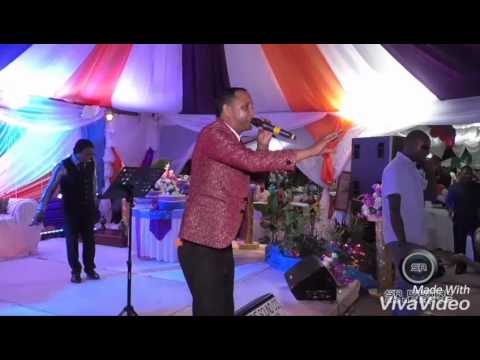 Rishi Singh live on stage ( TERE BIN / TAUBA) cover.