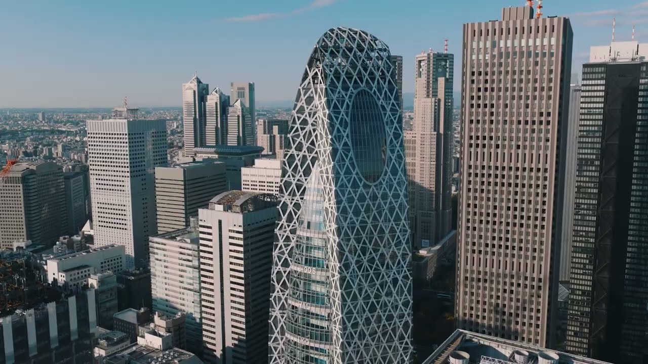 【HAL東京】新宿駅、目の前！地上50階 総合校舎コクーンタワーのドローン映像を公開！