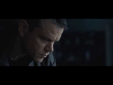 Jason Bourne (Clip 'Bourne Uses Hackers Computer')