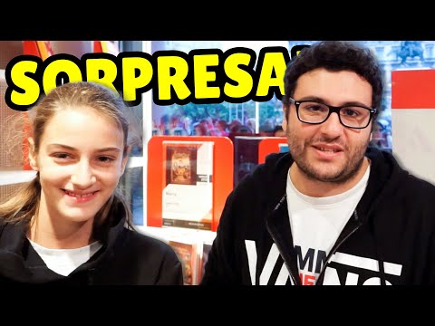 I SURPRISED A FAN! 🥰