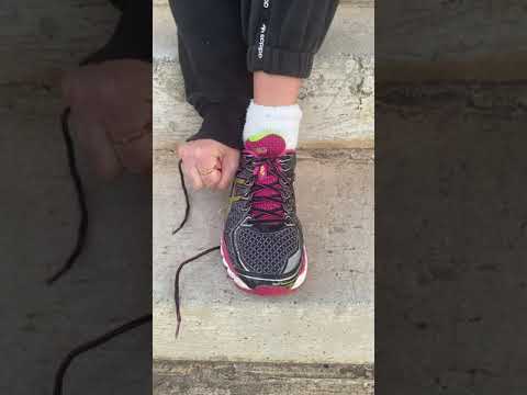 Shoelace Tying with One Hand