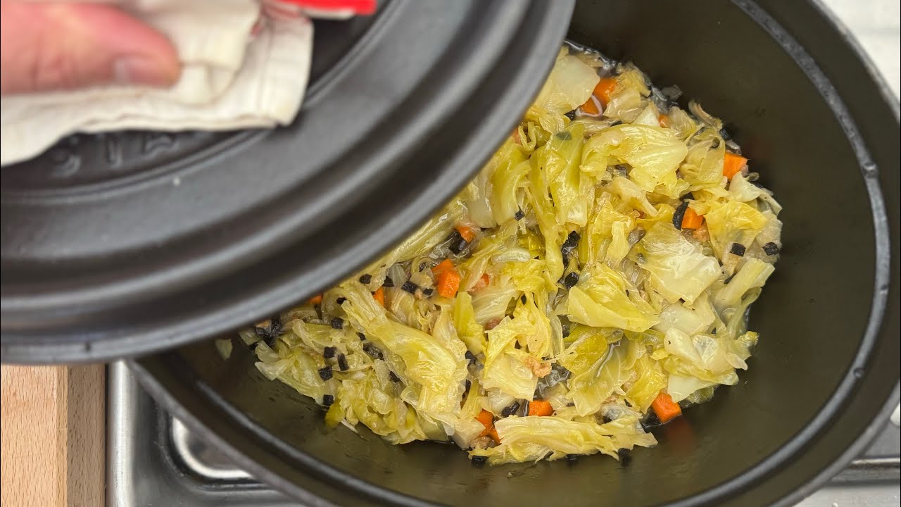 Braised Cabbage with Fresh Black Truffle/キャベツと黒トリュフのブレゼ/Chou braisé à la truffe noire fraîche