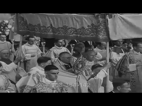 "MISSA TRIDENTINA" - Feast of Corpus Christi, Cologne/Köln [FramePool, 1947]