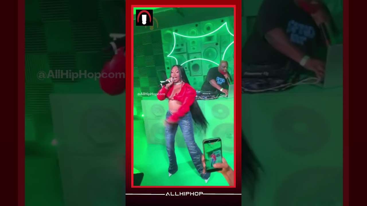 Yung Miami, Too Short Perform At Sprint Event