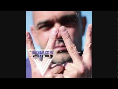 Bassi Maestro (feat. Asher Kuno, Jack The Smoker & Emis Killa) - Stupitude