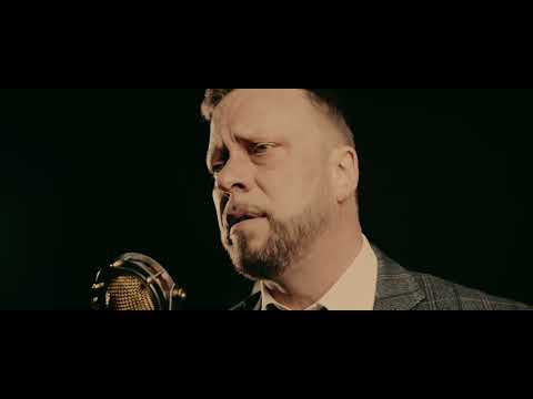 108 Fahrenheit - Zwei Schritt Vor (Official Video)