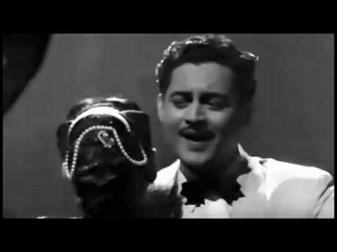 HUM AAPKI AANKHON MEIN ... SINGERS, MOHD RAFI & GEETA DUTT ... FILM, PYAASA (1957)