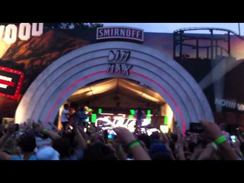 Steve Aoki @ Future Music Festival 2011 Melbourne - Warp
