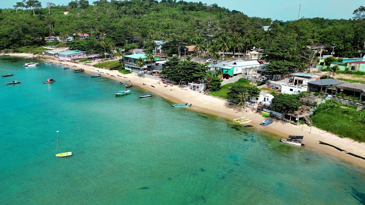 Experience a fascinating peek of Ganh Dau Beach.