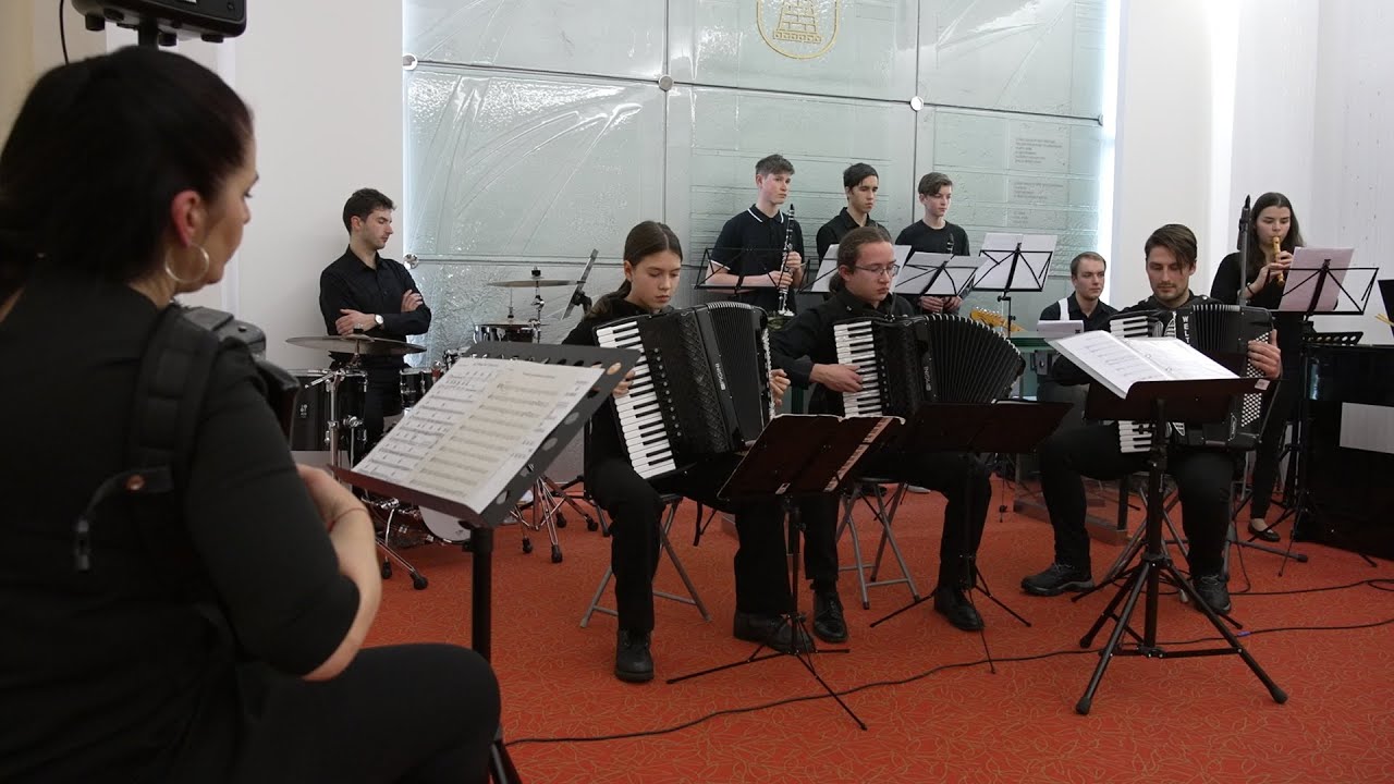 náhled z videa Adventní koncert orchestru TEAMMUS / ZUŠ Blansko