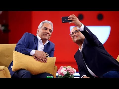 مهران مدیری در برنامه خندوانه رو میکنه که یکم افسردست