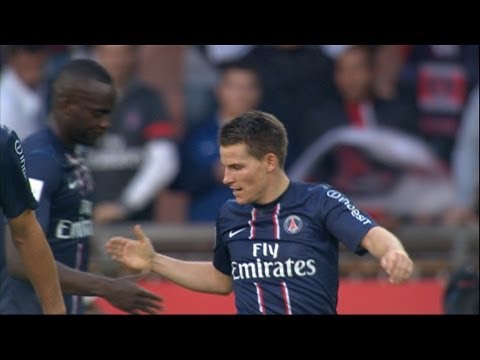 Goal Kevin GAMEIRO (33') - Paris Saint-Germain - FC Sochaux-Montbéliard (2-0) / 2012-13