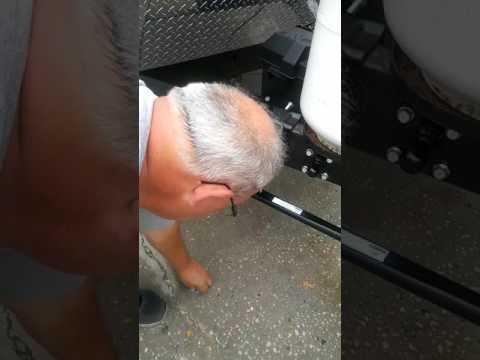 Husky Weight Distribution Hitch