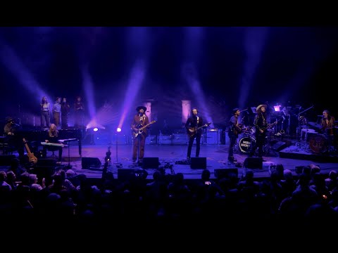 Helpless ft. Marc Ford & Cindy Cashdollar | The Last Waltz at Massey Hall | Chest Fever | Neil Young