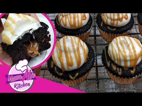Dulce de Leche Chocolate Cupcakes / Chocolate Cupcakes filled with Dulce de Leche