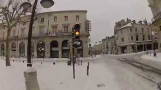 preview picture of video 'On a skié dans Périgueux.'