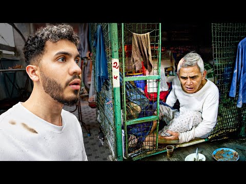 Here, the POOREST live in CAGES: HONG KONG 🇭🇰