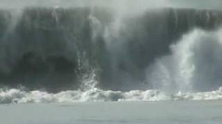 preview picture of video '3 Minutes of Winter - Carcavelos Portugal Bodyboard'