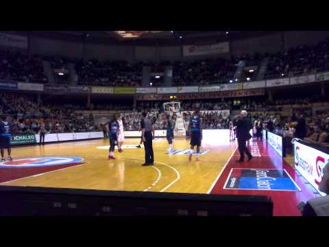 ALLEZ...AMBIANCE de FOLIE au COLISEE