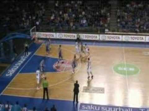 Kristjan Kanguri Monster Dunk!!!