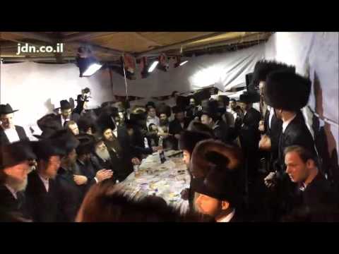 Simchas Beis Hashoeva 5777 With Komarna Rebbe