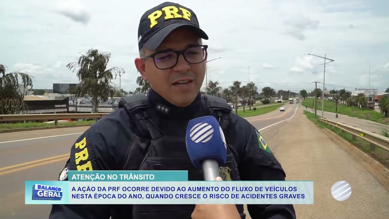 Motociclista morre em acidente em cruzamento; mulher e criança ficam feridas
