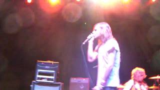 Closure In Moscow-  Vanguard (live) (HQ)