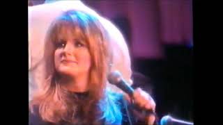 Trisha Yearwood | Thinkin' About You (Live)