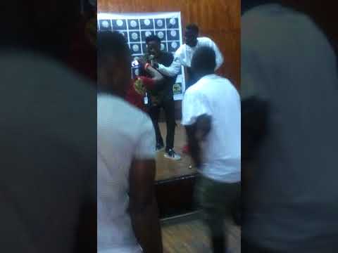 fetson kanu ft rich blink