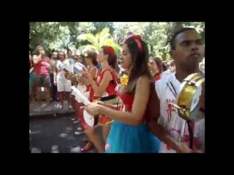 Esquentando os tamborins - Rio - Carnaval de rua  - (V/218.2020)