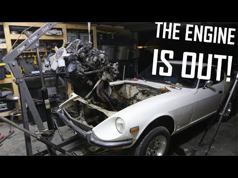 Engine Removal and Assesing The Rust | 1971 Datsun 240z Rebuild | EP. 2 Pulling the Engine